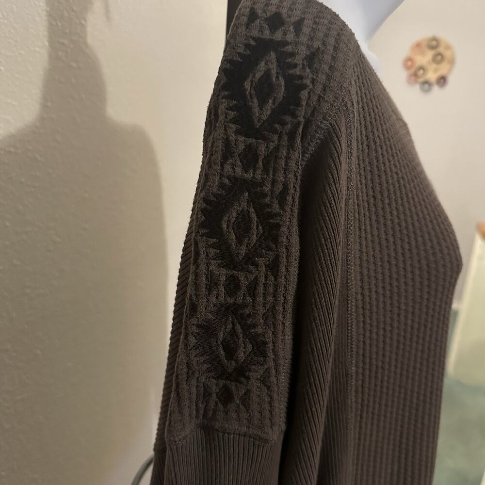 Ariat Women’s XL Gray Waffle Knit Long Sleeve Top Embroidered Shoulder Western
